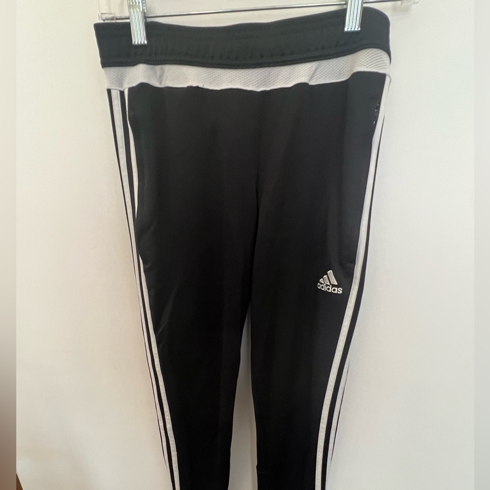 ADIDAS WOMENS BLACK TRACK PANTS CLIMACOOL SIZE SMALL. ZIPPERED SIDE POCKETS - Picture 6 of 6
